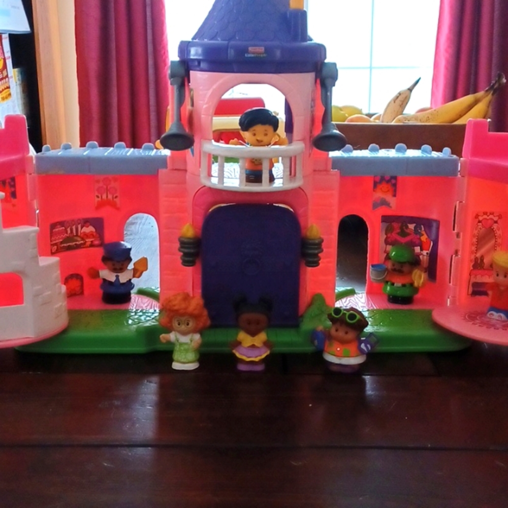 Little People Castle with Figurines